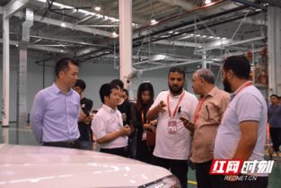 點(diǎn)贊 湖南智造 中非經(jīng)貿(mào)博覽會(huì)代表團(tuán)走進(jìn)獵豹汽車長沙廠